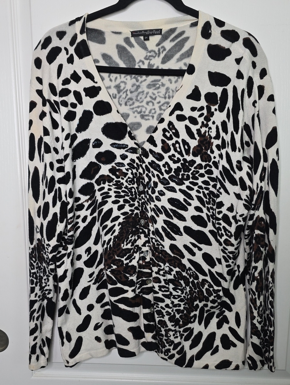 Pierri New York Plus Size 2X Leopard Animal Print Long Sleeve Cardigan Sweater